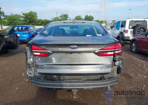 2020 Ford Fusion Hybrid Se z USA, uszkodzony, nr VIN 3FA6P0LUXLR219515